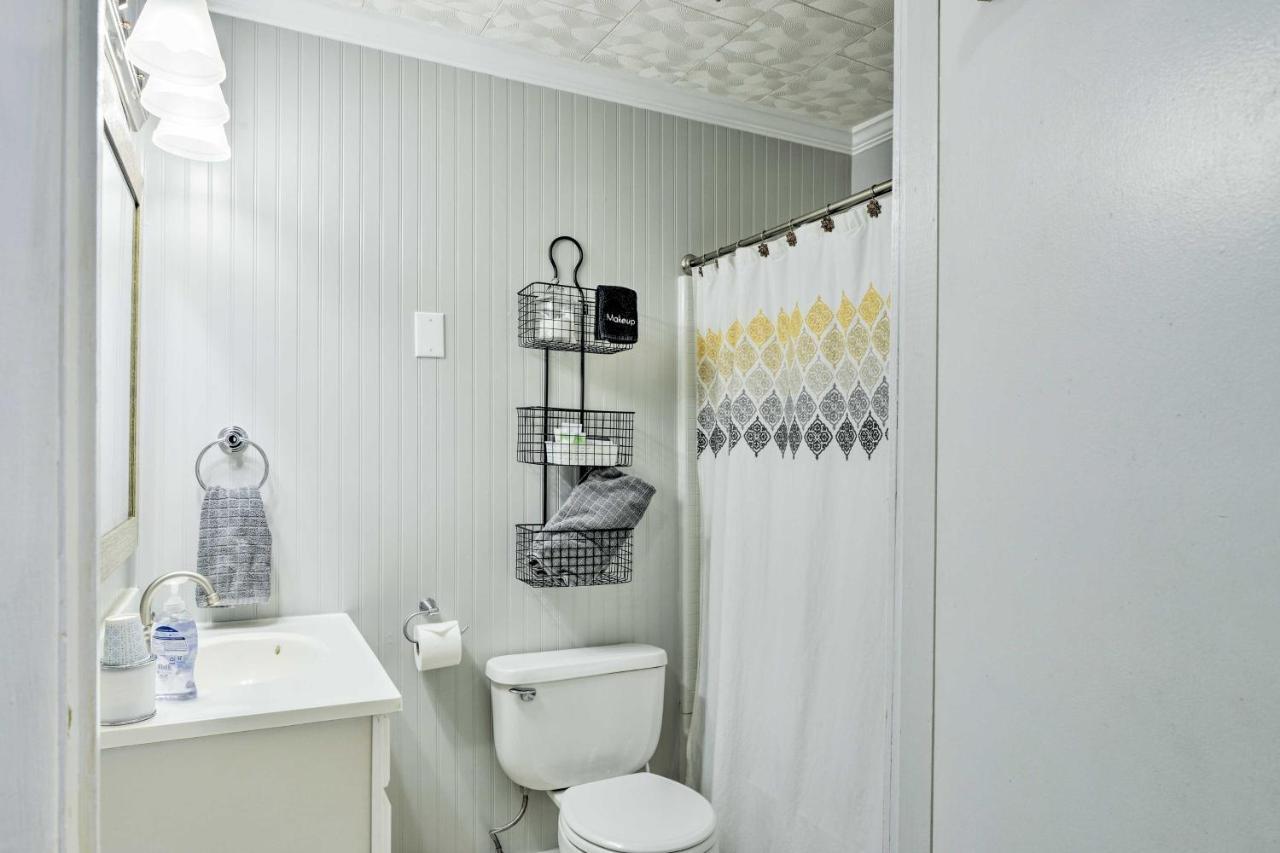 Enchanting Family House With Balcony Less Than 3 Mi To Wvu! Morgantown Kültér fotó