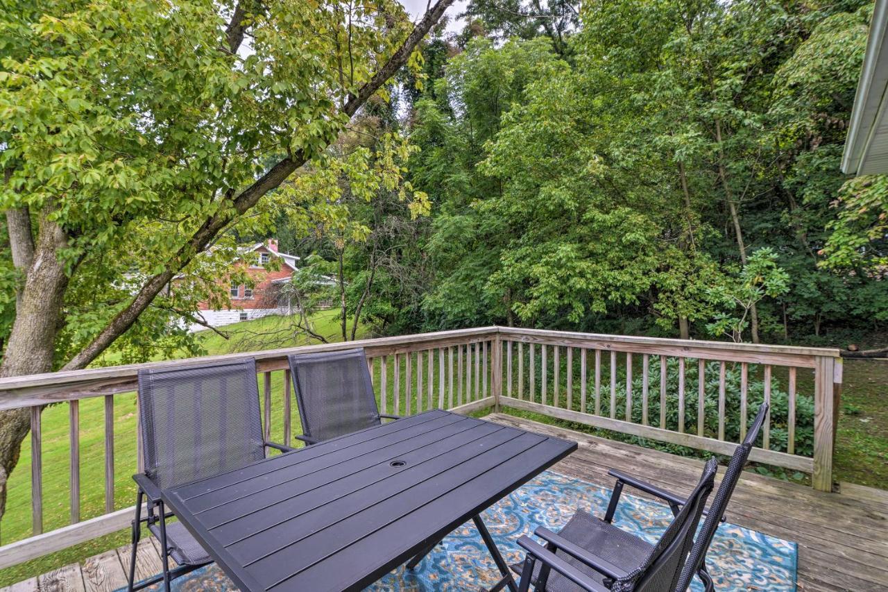 Enchanting Family House With Balcony Less Than 3 Mi To Wvu! Morgantown Kültér fotó